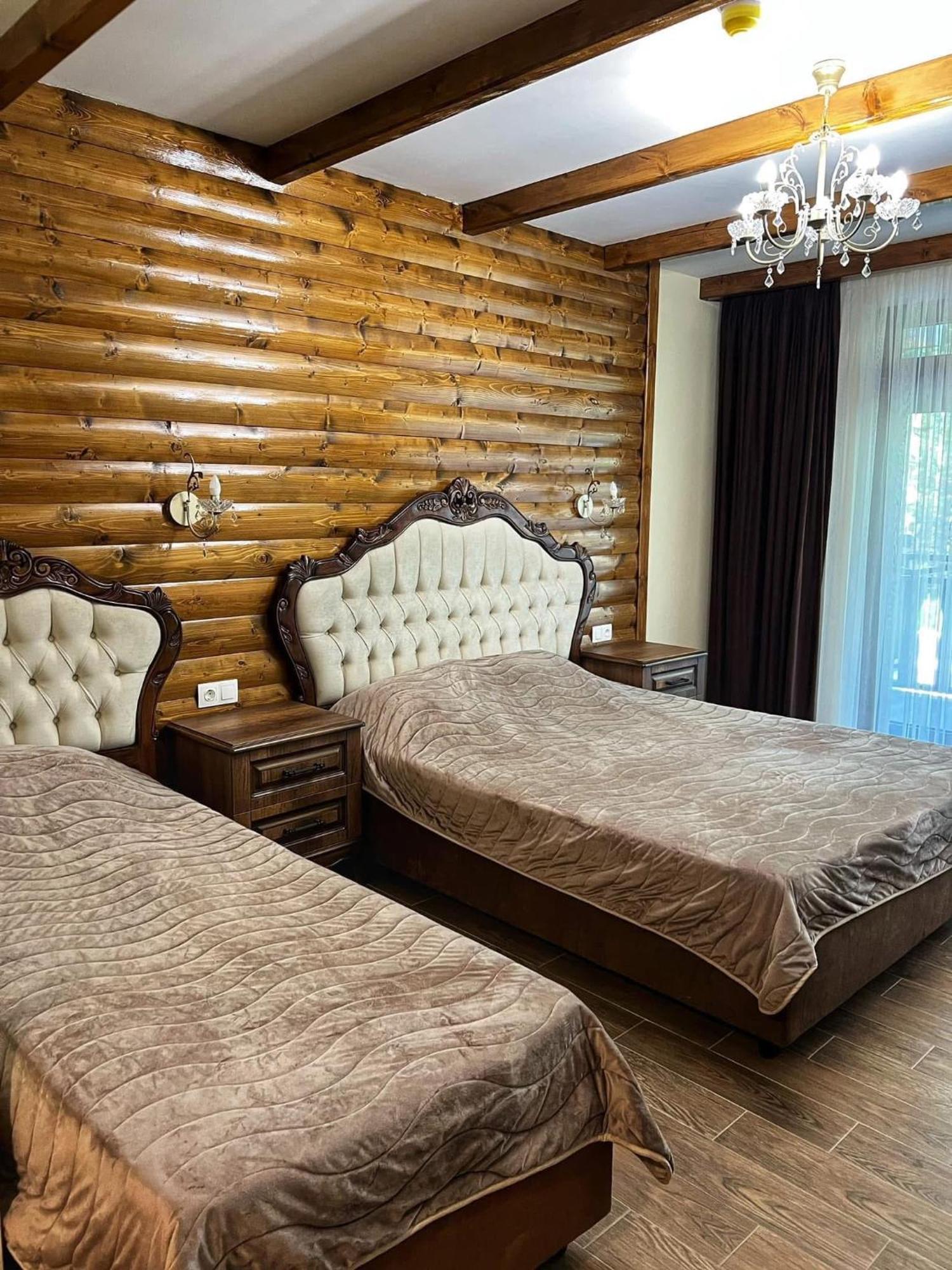 Къщи За Гости "Комплекс Оазис" Dospat Exterior photo