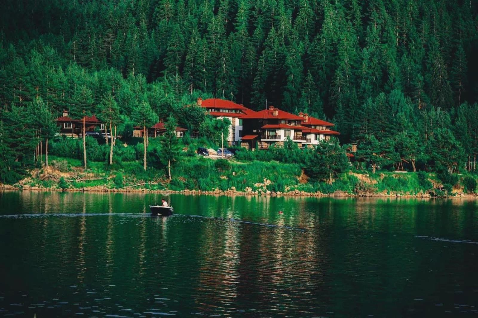 Къщи За Гости "Комплекс Оазис" Dospat Exterior photo